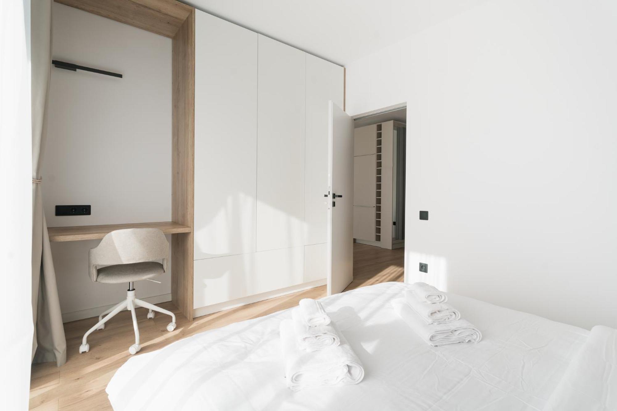 Flow Apartment 1 Bedroom With Parking Cluj-Napoca Exteriör bild