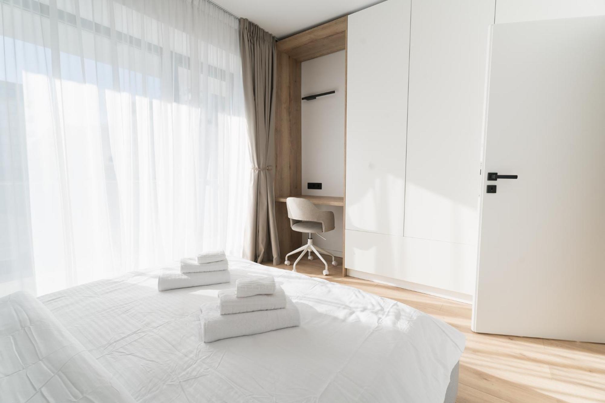 Flow Apartment 1 Bedroom With Parking Cluj-Napoca Exteriör bild